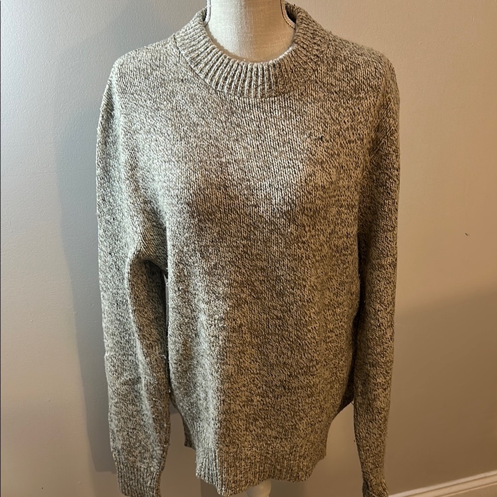 London Fog Gray Crewneck Sweater with Ribbed Collar